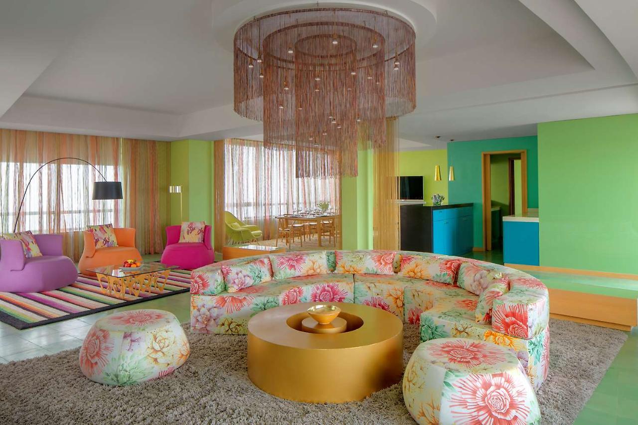 Symphony Style Hotel Kuwait Salmiya Kültér fotó The Living Room