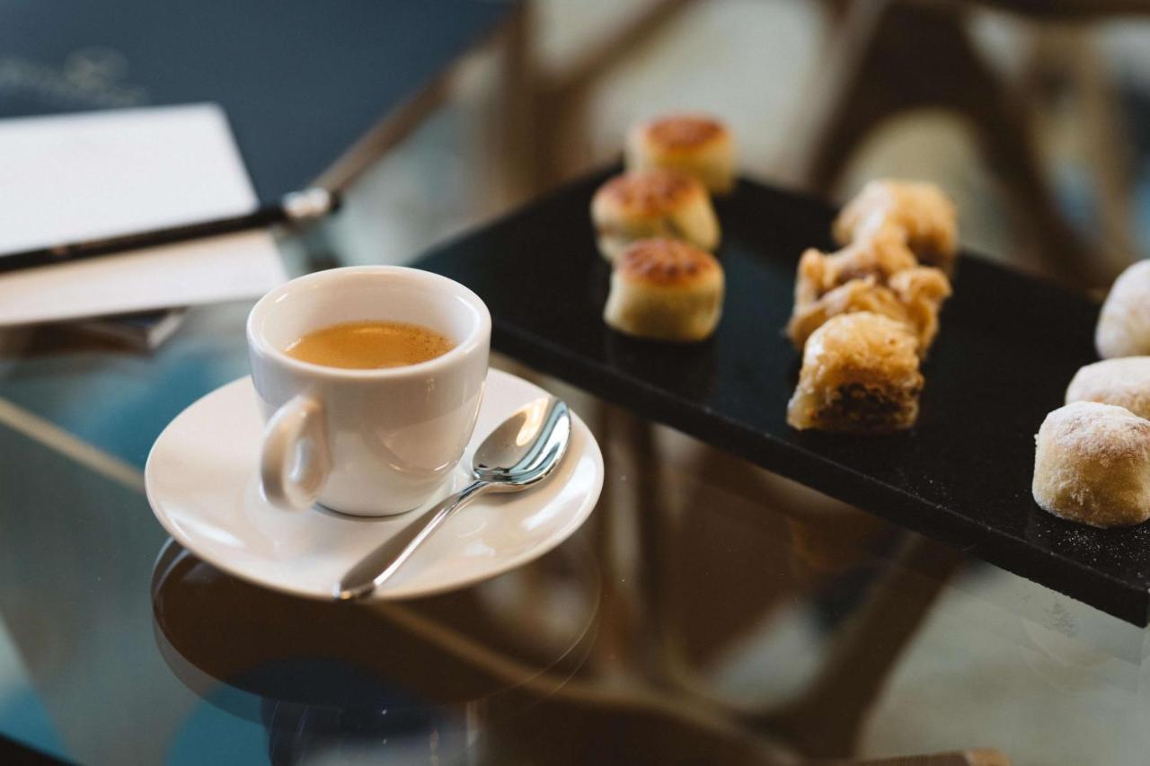 Symphony Style Hotel Kuwait Salmiya Kültér fotó A cup of coffee